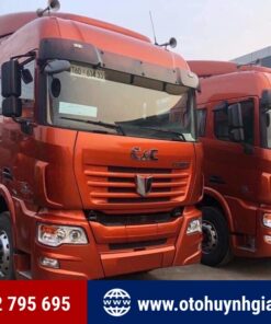 Xe đầu kéo C & C 2 cầu máy 380PS là dòng xe tải nặng cao cấp được nhập khẩu nguyên chiếc của Trung Quốc, có hỗ trợ mua xe trả góp, vay ngân hàng tại ô tô huỳnh gia phát