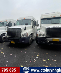 Xe đầu kéo Mỹ FREIGHTLINER cũ