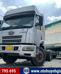 Lô hàng 3 xe đầu kéo FAW giá phế liệu
