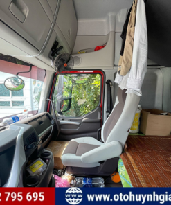 Cabin xe đầu kéo CHENGLONG H7 lướt