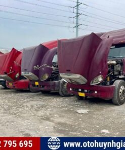 Thanh lý 5 xe đầu kéo Mỹ International - Freightliner cũ