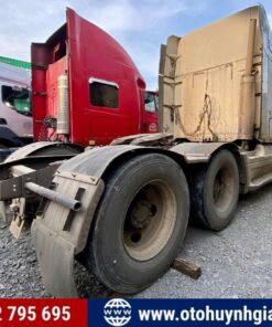 Xe đầu kéo Mỹ Freightliner 2004 cũ