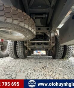 Gầm trước mooc ben YUNLI SINOTRUK 2025 mới