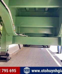 Chân chống + khung gầm của mooc sàn 3 trục 45Feet Soosan tải 31.57 tấn sản xuất 2025