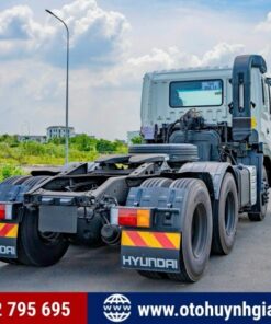 Ngoại thất xe Hyundai HD1000 2 cầu sản xuất 2025