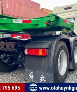 Ngoại thất xe đầu kéo Faw J6P 2 cầu động cơ 375 2025 mới