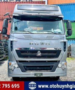 Xe đầu kéo Howo Sitrak T7H 380HP mới