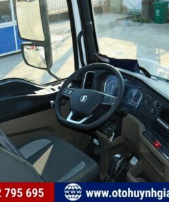 Ghế lái của xe bê tông Shacman H3000S 10 khối Weichai 340HP mới