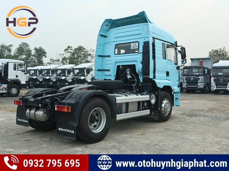 Xe đầu kéo Shacman WC H3000S 1 cầu 270HP siêu cứng cáp