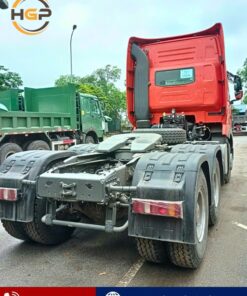 Mặt sau của đầu kéo Howo Sitrak T7H 540HP cầu dầu 2025 mới