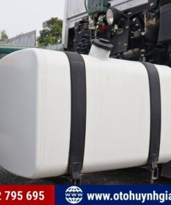 Bình dầu của xe đầu kéo FAW Han V 1 cầu 260HP mới