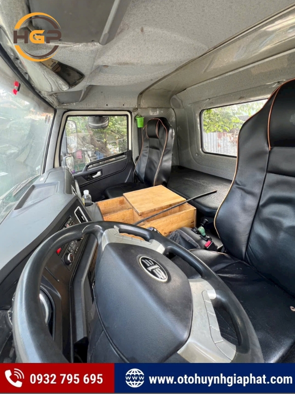 Cabin của xe đầu kéo Faw 1 cầu 260HP đời 2021 cũ