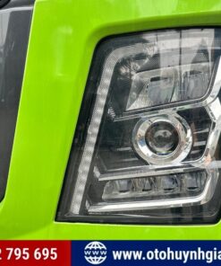 Cụm đèn trước của xe SHACMAN X5000 WC 400HP cầu láp