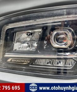 Cụm đèn trước của xe tải ben Shacman H3000S Weichai 340HP mới