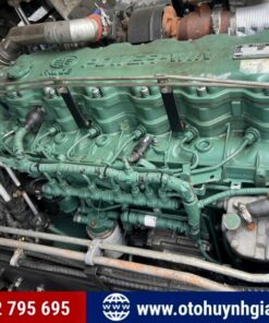 Động cơ của xe đầu kéo Faw 1 cầu 260HP đời 2021 cũ