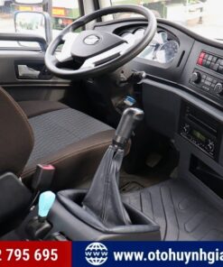 Khoang lái của xe đầu kéo FAW Han V 1 cầu 260HP mới