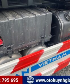 Cảng chắn hông + Bình xử lý khí thải của xe tải ben Shacman H3000S Weichai 340HP mới