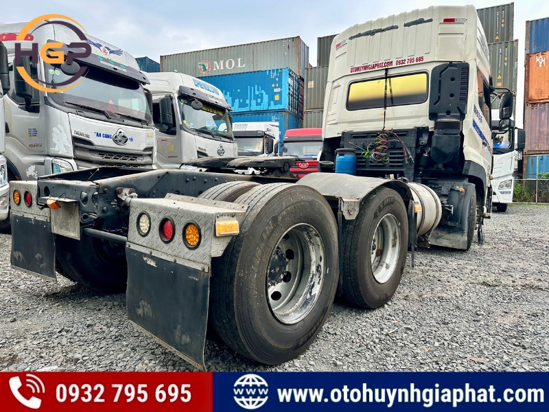 Thanh lý xe đầu kéo Dongfeng 375HP đời 2015 cũ