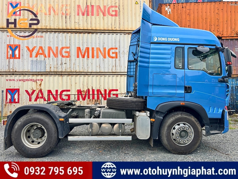 Phân phối toàn quốc - Xe đầu kéo Howo TX 1 cầu 330HP 2025