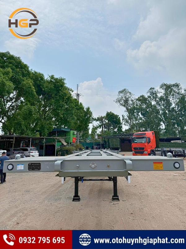 Giá mooc xương 3 trục 45 feet Kaile tải 32.9 tấn - Lốp không ruột
