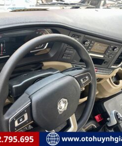 Cabin của xe đầu kéo SHACMAN WC H3000S 400HP