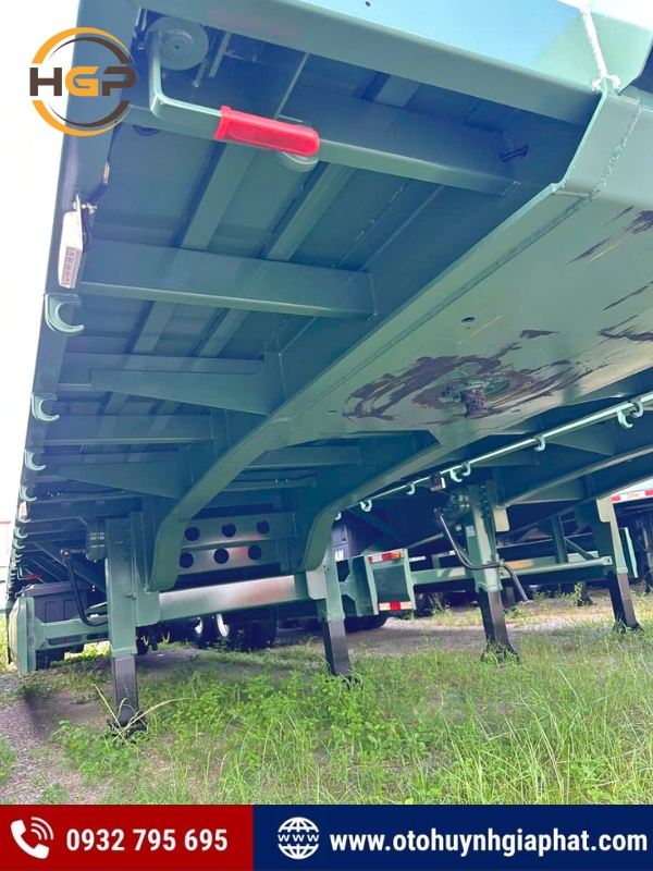 Khung chassis của mooc sàn Soosan 40 feet 3 trục