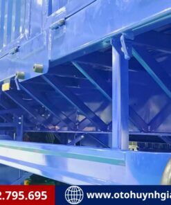Khung gầm siêu cứng cáp của mooc lồng khung mui Thaco cao 4 mét