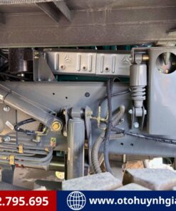 Khung chassis của xe tải ben Howo 70 tấn cabin lệch