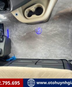 Mặt sàn của xe Shacman X6000 460HP