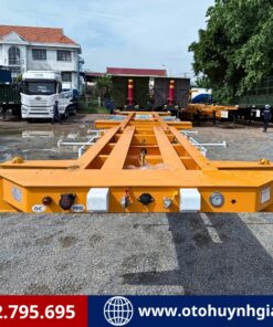 Mặt trước của mooc cổ cò 45F Xinhongdong dài 14,3m