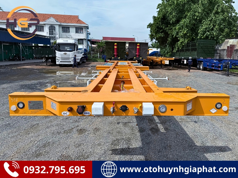 Mặt trước của mooc cổ cò 45F Xinhongdong dài 14,3m