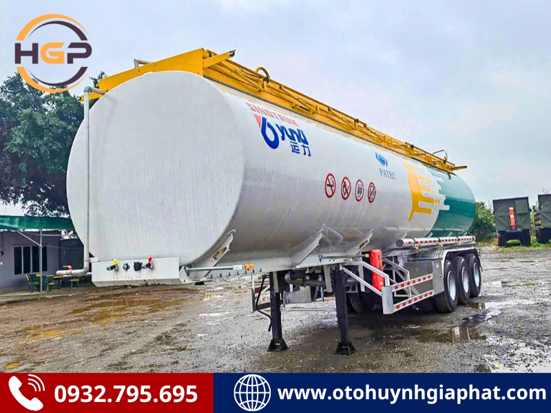 Sơ mi rơ mooc bồn nhôm Yunli chở xăng 44m3 chia 6 khoang