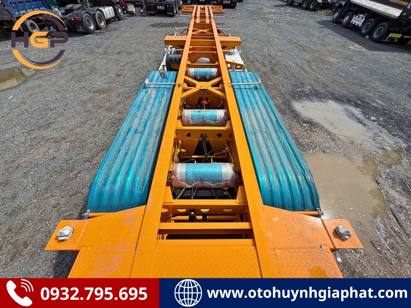 Hàng sẵn - Rơ mooc cổ cò 3 trục 45 feet Xinhongdong Patec