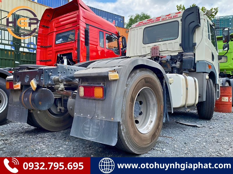 Xe đầu kéo Faw 1 cầu 260HP 2021 cũ