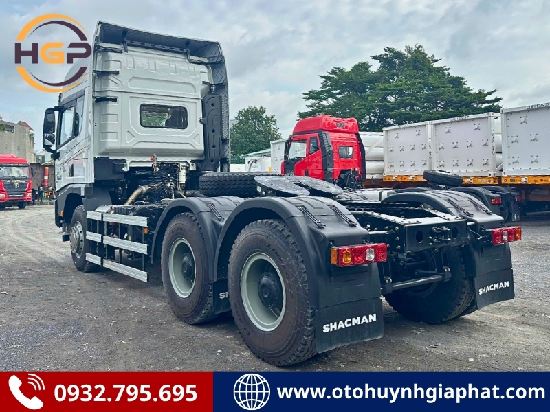 Xe đầu kéo Shacman X5000 Weichai 550HP cầu dầu
