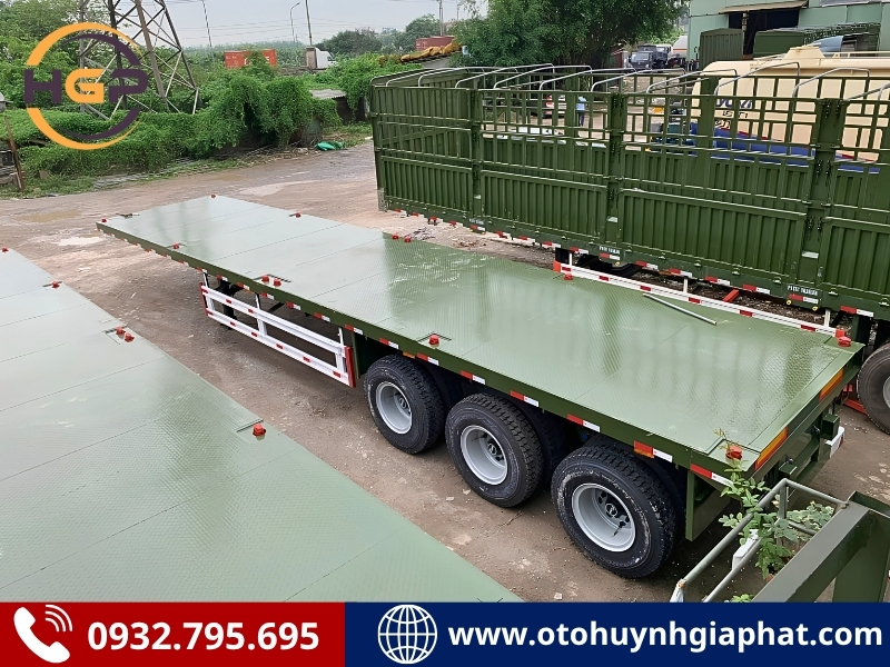Sẵn hàng - Rơ mooc sàn 3 trục 40 feet XINHONGDONG lốp 12.00R20