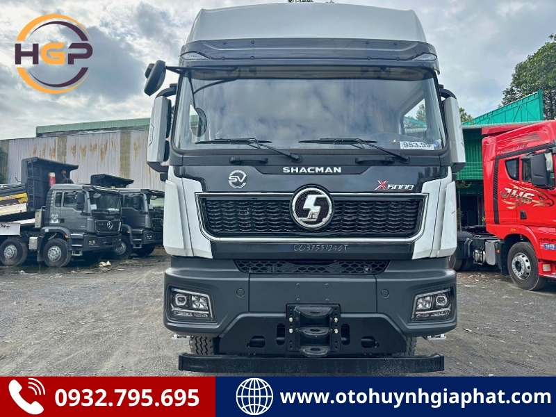 Xe đầu kéo Shacman X5000 550HP Weichai cầu dầu