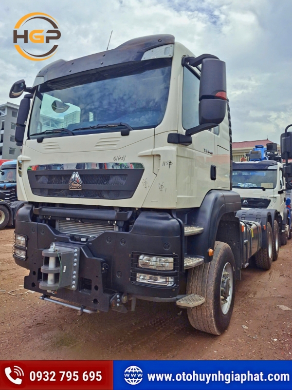 Xe đầu kéo HOWO TX540 6x6 siêu trường siêu trọng