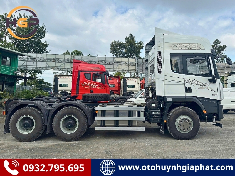 Hàng sẵn - Xe đầu kéo Shacman X5000 550HP Weichai