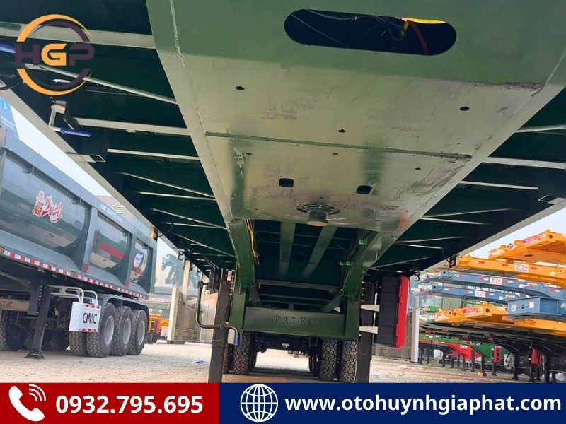 Khung chassis của mooc sàn Xinhongdong 45 feet xác nặng